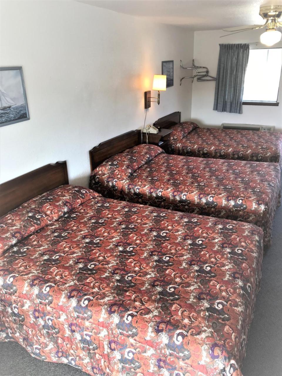Riverview Motel Mammoth Spring Bagian luar foto